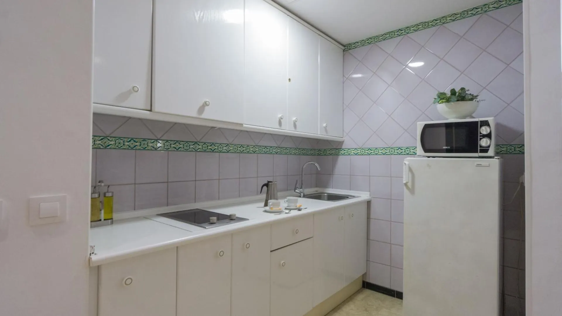 Rentalsevilla Lumbreras II 0*, Σεβίλλη